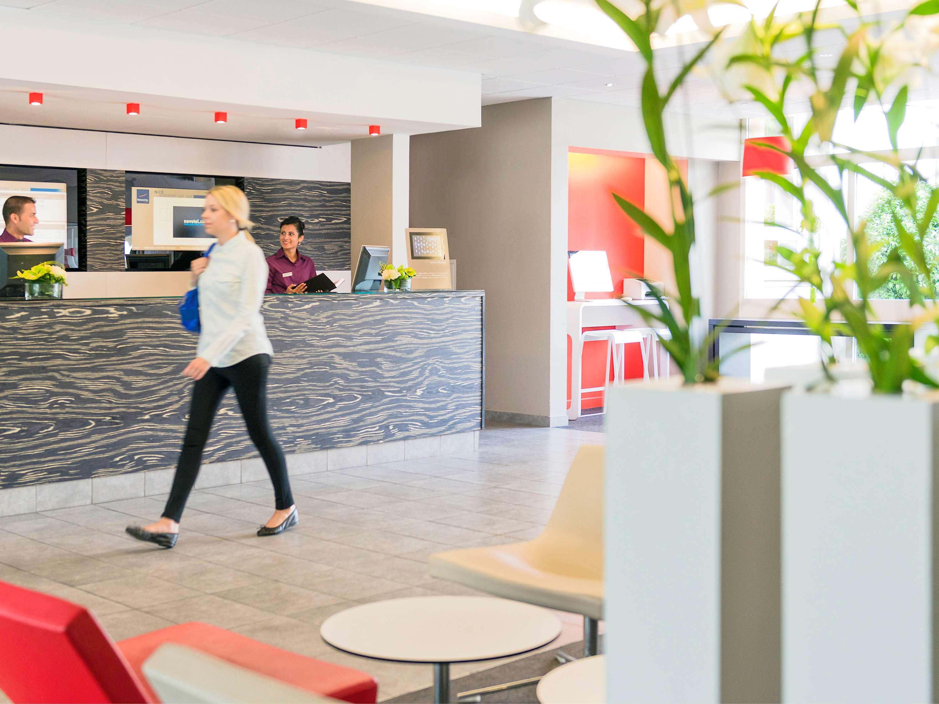 Novotel Nice Aeroport Cap 3000 Saint-Laurent-du-Var Ngoại thất bức ảnh