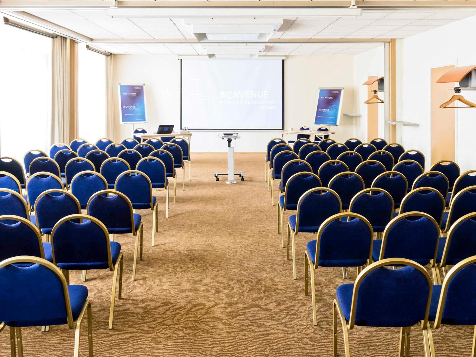 Novotel Nice Aeroport Cap 3000 Saint-Laurent-du-Var Ngoại thất bức ảnh
