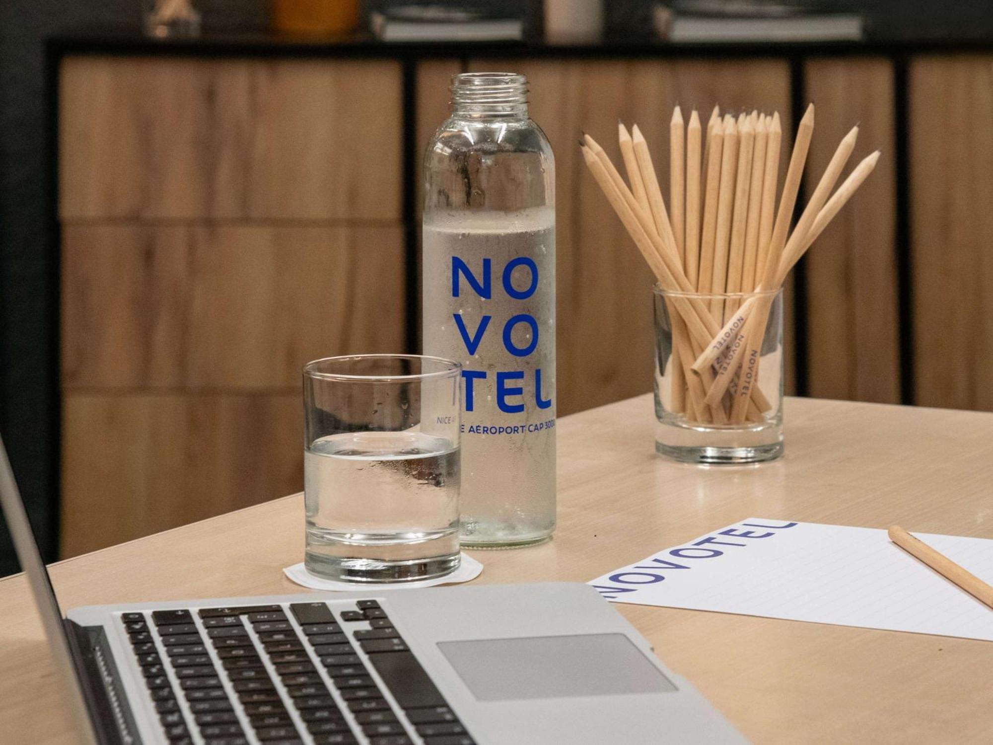 Novotel Nice Aeroport Cap 3000 Saint-Laurent-du-Var Ngoại thất bức ảnh