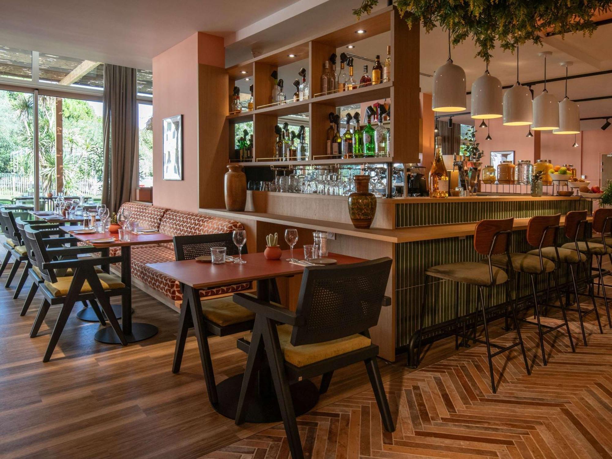 Novotel Nice Aeroport Cap 3000 Saint-Laurent-du-Var Ngoại thất bức ảnh